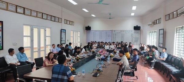 Lãnh đạo 365 cá cược Esport
 tổ chức gặp mặt lưu học sinh Lào.